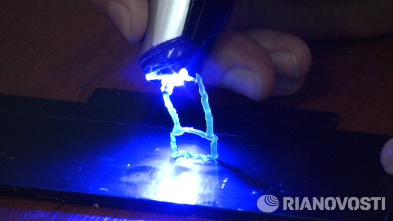 Томские молодые ученые будут производить в Сингапуре первые "холодные 3D-ручки"