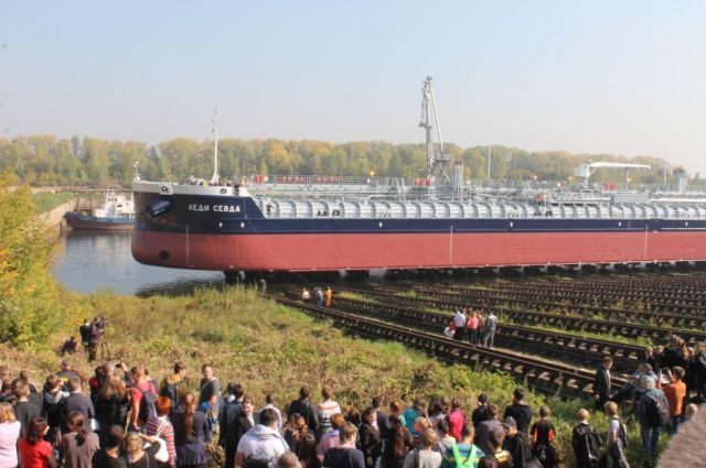 Танкер "Леди Севда" спущен на воду на заводе "Красное Сормово"