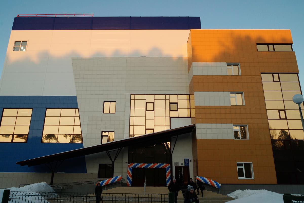 В Красноярском крае состоялось открытие нового физкультурно-спортивного центра "Енисей"