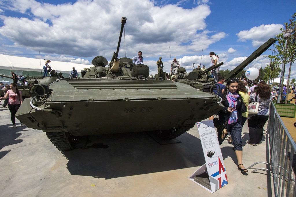 Боевая машина пехоты «БМП-2».