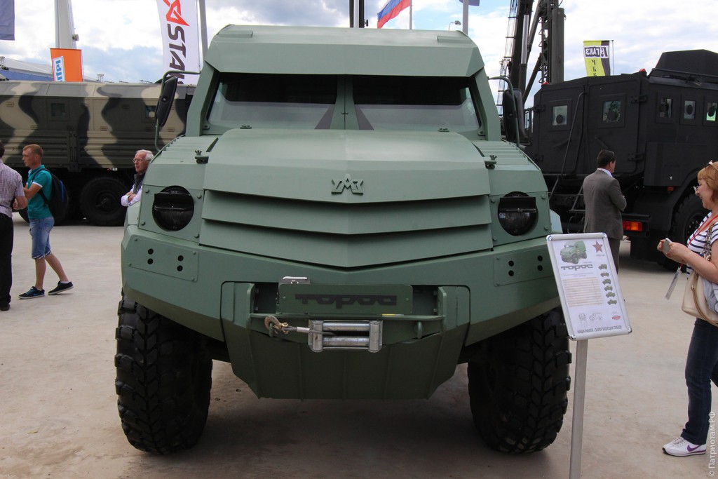 Автомобиль "Торос" УАМЗ 4903.