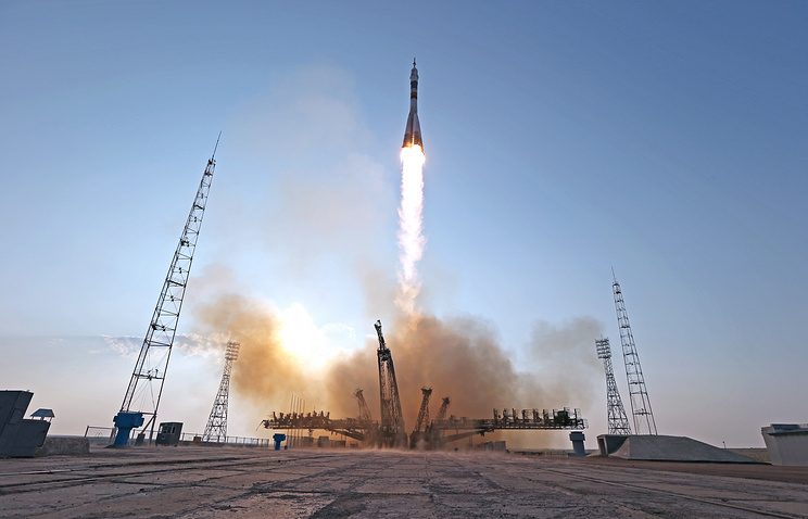 Первый космический корабль новой серии "Союз МС" успешно доставил новую экспедицию на МКС