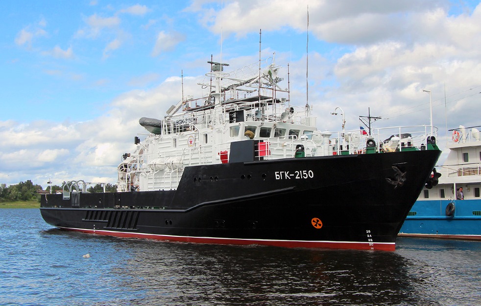 В Рыбинске состоялся спуск на воду большого гидрографического катера для ВМФ России