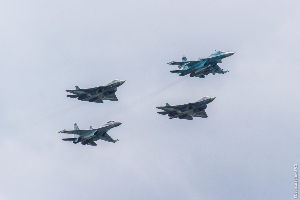 Самолеты "ОКБ Сухого"