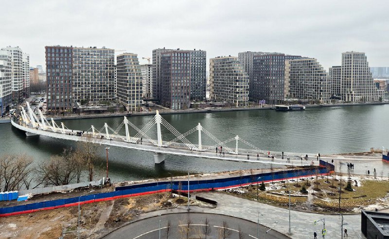 В Москве появился новый велопешеходный мост