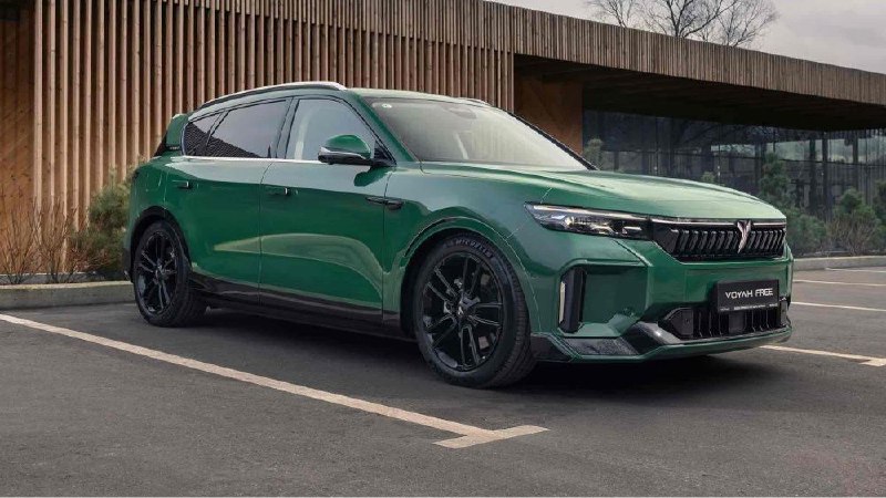 Запуск нового седана Voyah Passion от Motorinvest Запуск нового седана Voyah Passion от Motorinvest