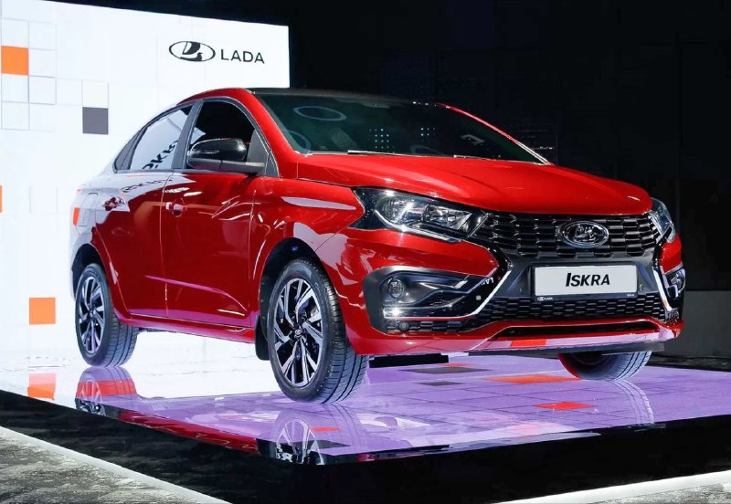 Старт продаж новой LADA Iskra: что известно дилерам и потенциальным покупателям