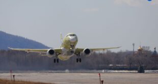 Первый полноценный полет нового отечественного самолета «Суперджет» прошел успешно