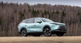 Ожидается старт продаж китайского кроссовера Omoda C7 в России в мае