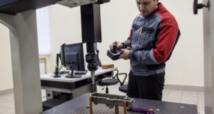 Запуск производства интеллектуальной промышленной спецодежды в России
