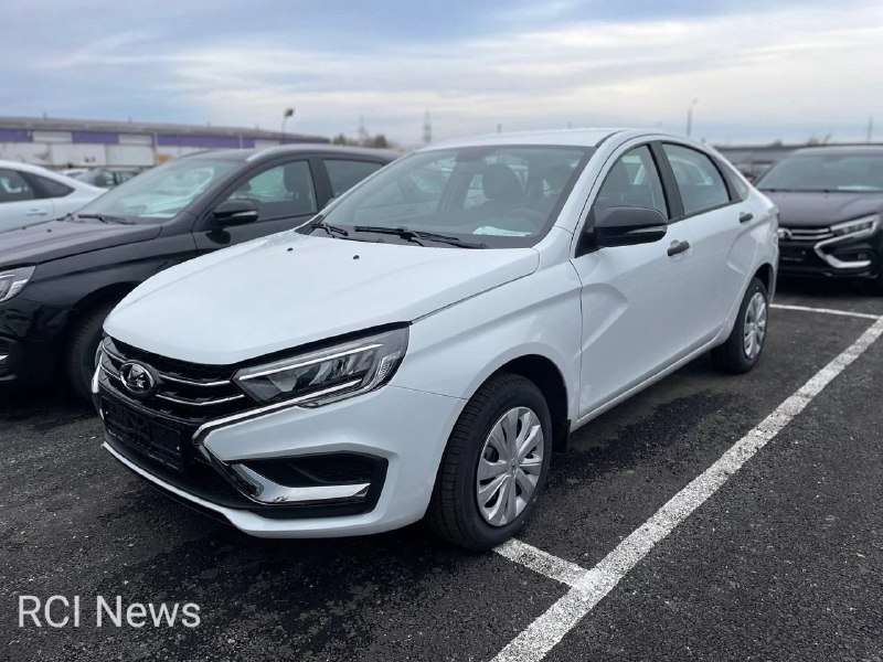 Рост популярности вариатора в продаже LADA Vesta в России в 2025 году