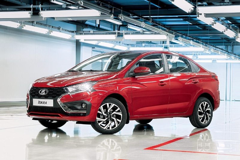 Высокий спрос на новый автомобиль LADA Iskra вызывает возможный дефицит