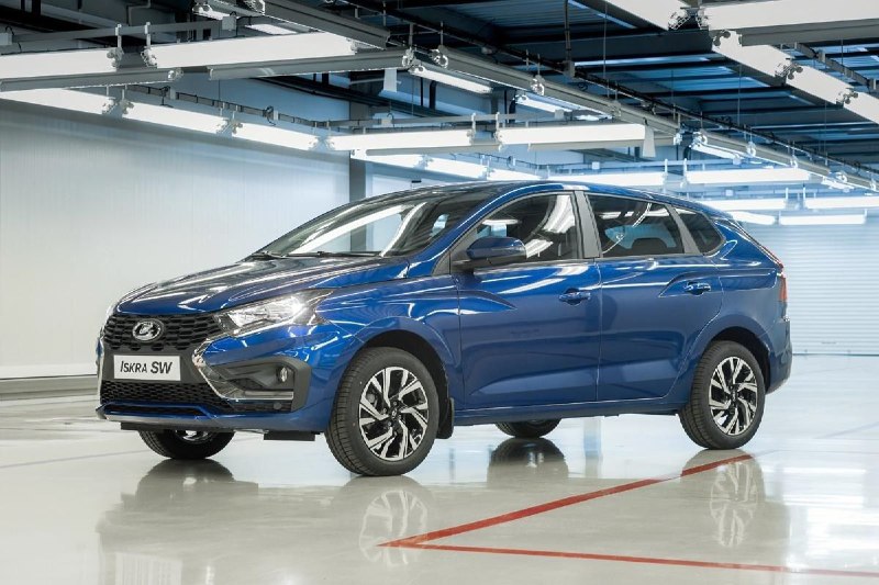 Высокий спрос на новый автомобиль LADA Iskra вызывает возможный дефицит