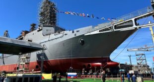Спуск на воду десантного корабля проекта 11711 «Владимир Андреев»