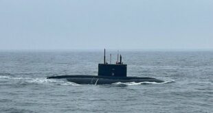 Российская подводная лодка успешно провела глубоководное погружение в Японском море