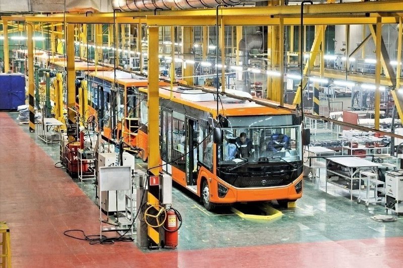 Рынок новых автобусов в России сократился вдвое за год