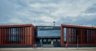 Впервые в России открыт современный вахтовый комплекс на месторождении в Ямале
