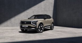 Представление нового кроссовера LADA AZIMUT на ПМЭФ