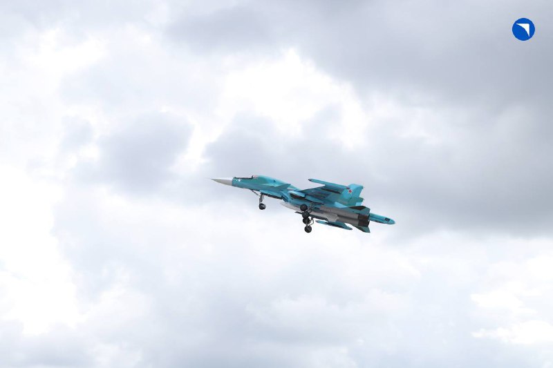 ОАК передала Минобороны России новые истребители-бомбардировщики Су-34