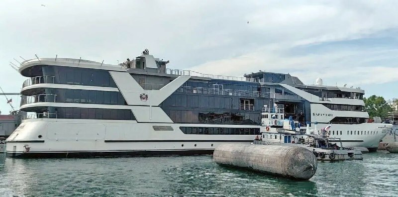 Круизный лайнер «Баргузин» спущен на воду в Иркутске Круизный лайнер «Баргузин» спущен на воду в Иркутске