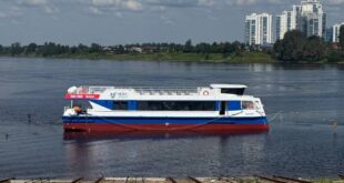 Спуск на воду катамарана "Габион"