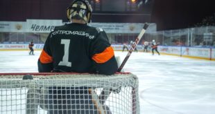 Хоккейный баттл между «Электромашиной» и «ЧТЗ-УРАЛТРАК»