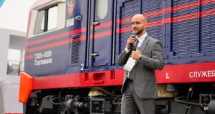 Презентация нового тепловоза ТЭ26 на выставке в Санкт-Петербурге