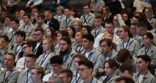 Первый выпуск образовательного трека «Крылья Ростеха» в МАИ