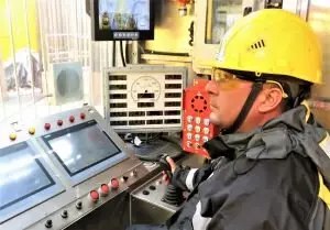 Запуск первой отечественной электрической мобильной буровой установки