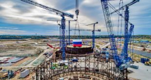 Успешная установка корпуса ловушки расплава на Ленинградской АЭС-2