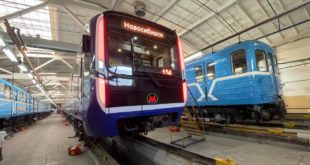 Запуск первого 5-вагонного поезда метро в Новосибирске