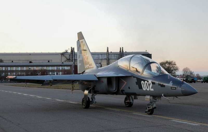 Разработка учебно-боевого самолета Як-130М