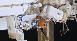 Выход космонавтов за пределы МКС: эксперимент и достижения