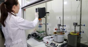 Новое открытие: сверхтонкая золотая пленка с проводимостью
