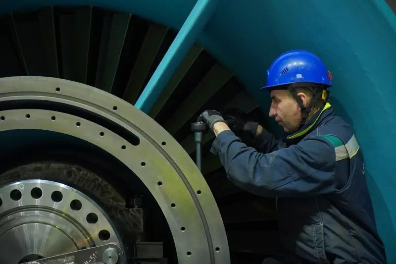 Первая газовая турбина для ТЭЦ РусГидро собрана на ЛМЗ