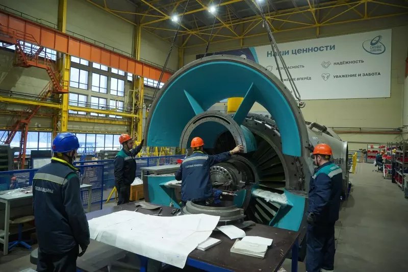 Первая газовая турбина для ТЭЦ РусГидро собрана на ЛМЗ