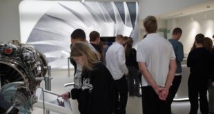 Воспитанники коррекционной школы посетили ОДК-Климов в Санкт-Петербурге