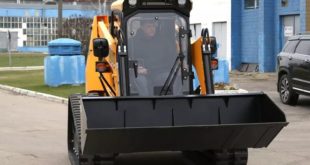 КЭМЗ представил первый электропогрузчик АНТ1000Е