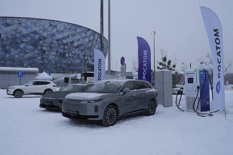 Первый электрозарядный комплекс «Росатом» в Новосибирске Первый электрозарядный комплекс «Росатом» в Новосибирске