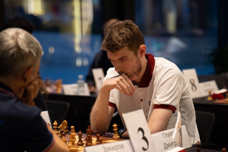 Росэл занимает второе место в корпоративном чемпионате по шахматам