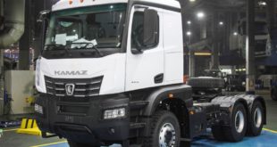КАМАЗ представил новый седельный тягач КАМАЗ-65956