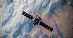 Первая наземная станция для управления космическим аппаратом в России