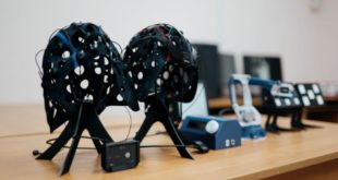 Разработка в области нейроробототехники: управление роботизированной рукой с помощью мозга