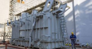 Установка трансформаторов на АЭС «Аккую»