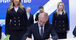 Подписание меморандума о поставке 100 самолетов Ту-214