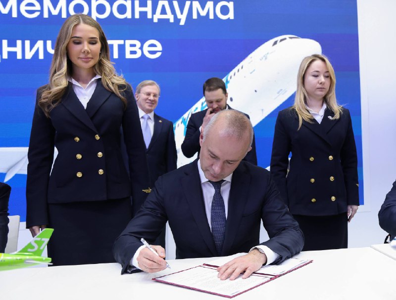 Подписание меморандума о поставке 100 самолетов Ту-214