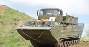 Гусеничная баржа Ростеха: помощь в преодолении водных преград