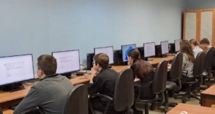 Рыбинские старшеклассники делают шаг к инженерной карьере на чемпионате по физике