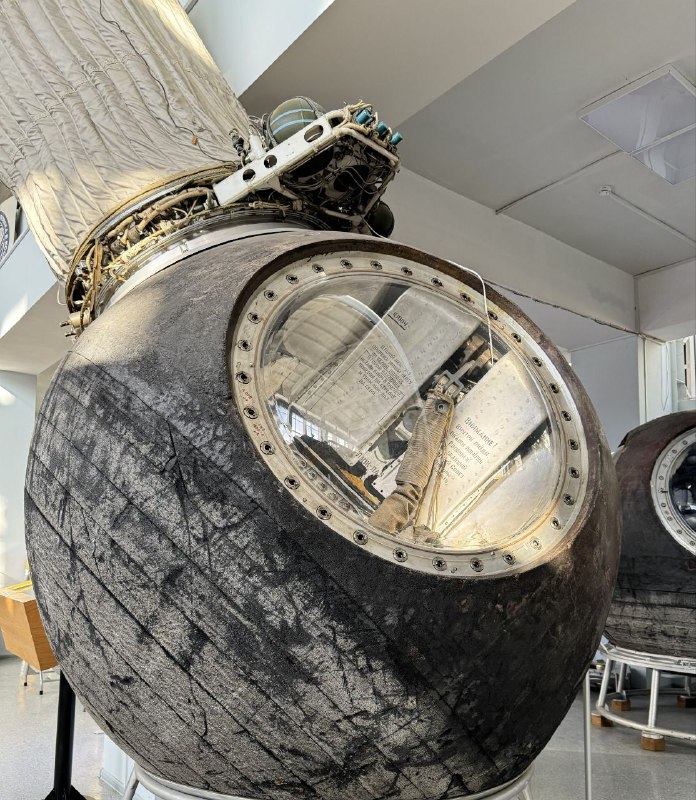 Сложности приземления корабля «Восход-2»