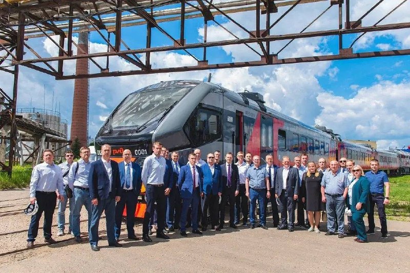 Новый дизель-поезд ДП2Д успешно прошел приемочные испытания и готов к сертификации